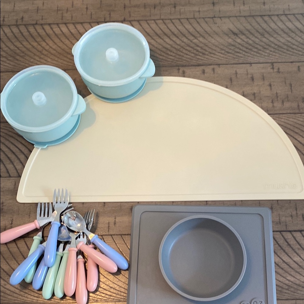 Toddler feeding bundle- Silicone Feeding Set with Pastel Utensils